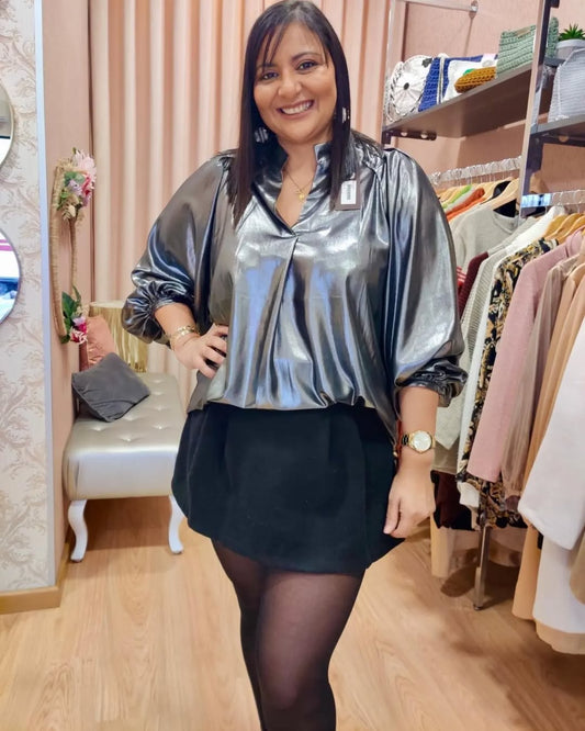 Blusa Prateada Metálica